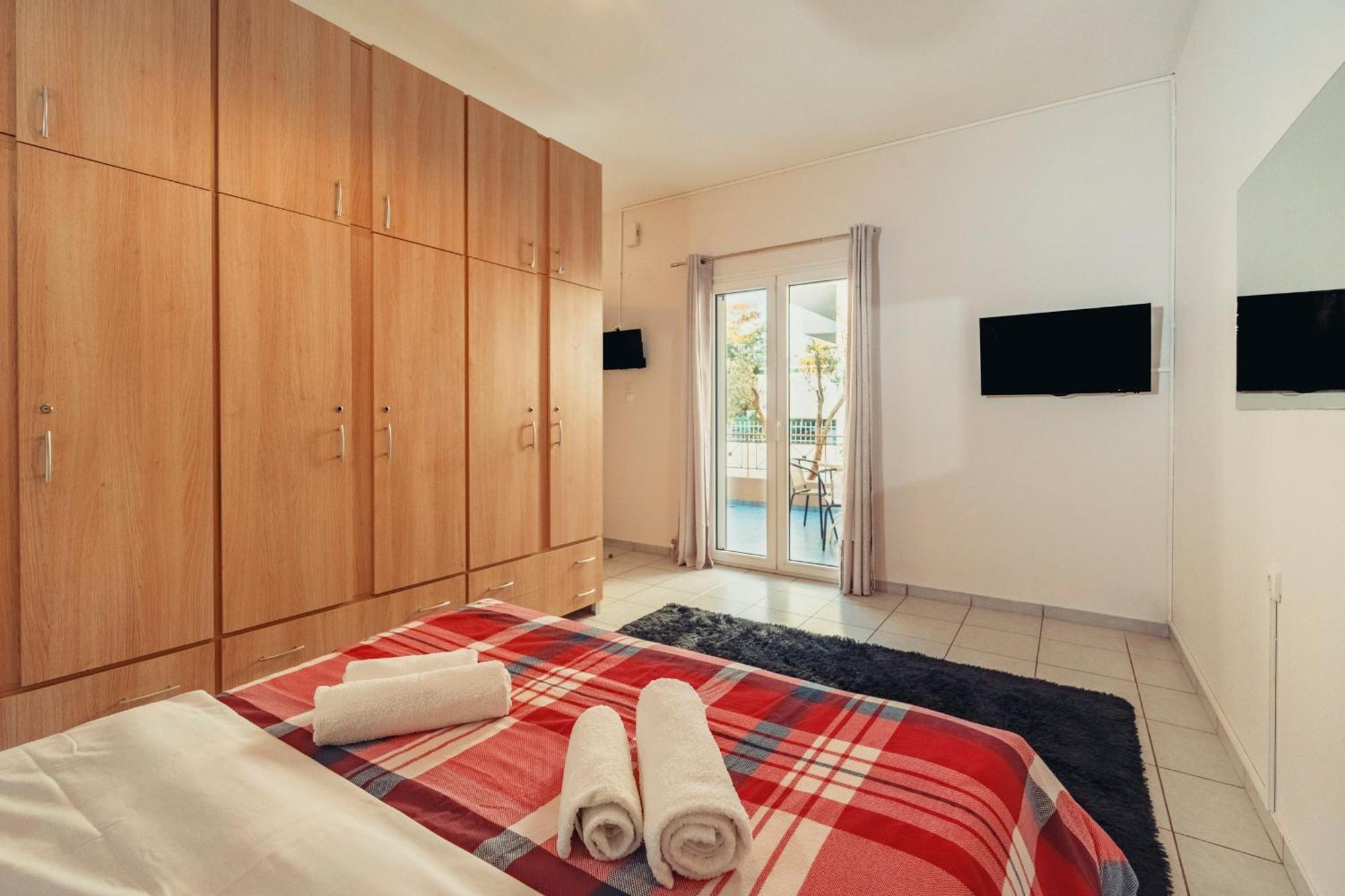 Crystal Cherry Apartment Превеза Экстерьер фото